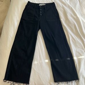 Hidden wide leg flare black jean size 25